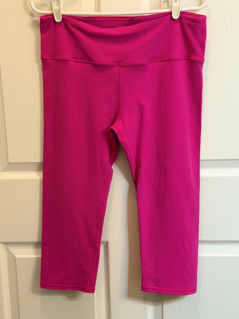 ALO Yoga 18” Cropped Leggings